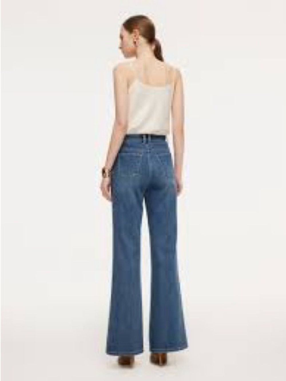 Howick riders High-Rise Flared Jeans in Medium Blue